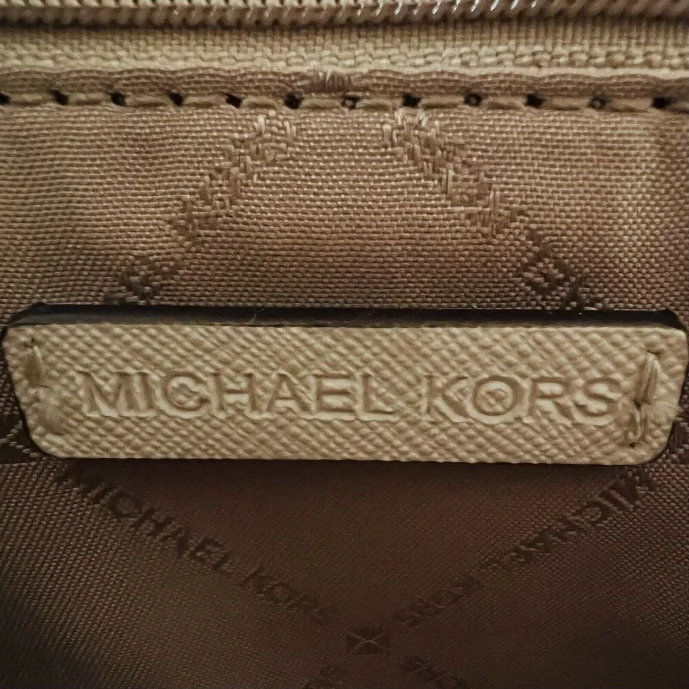 MICHAEL KORS Sylvia Light Cream Leather Small Flap Crossbody Bag